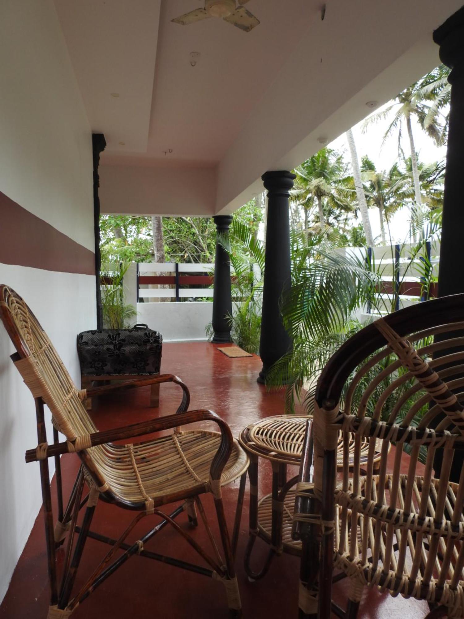 Alappuzha Shoreline Marari Beach Villa At Golden Beach Mararikulam מראה חיצוני תמונה