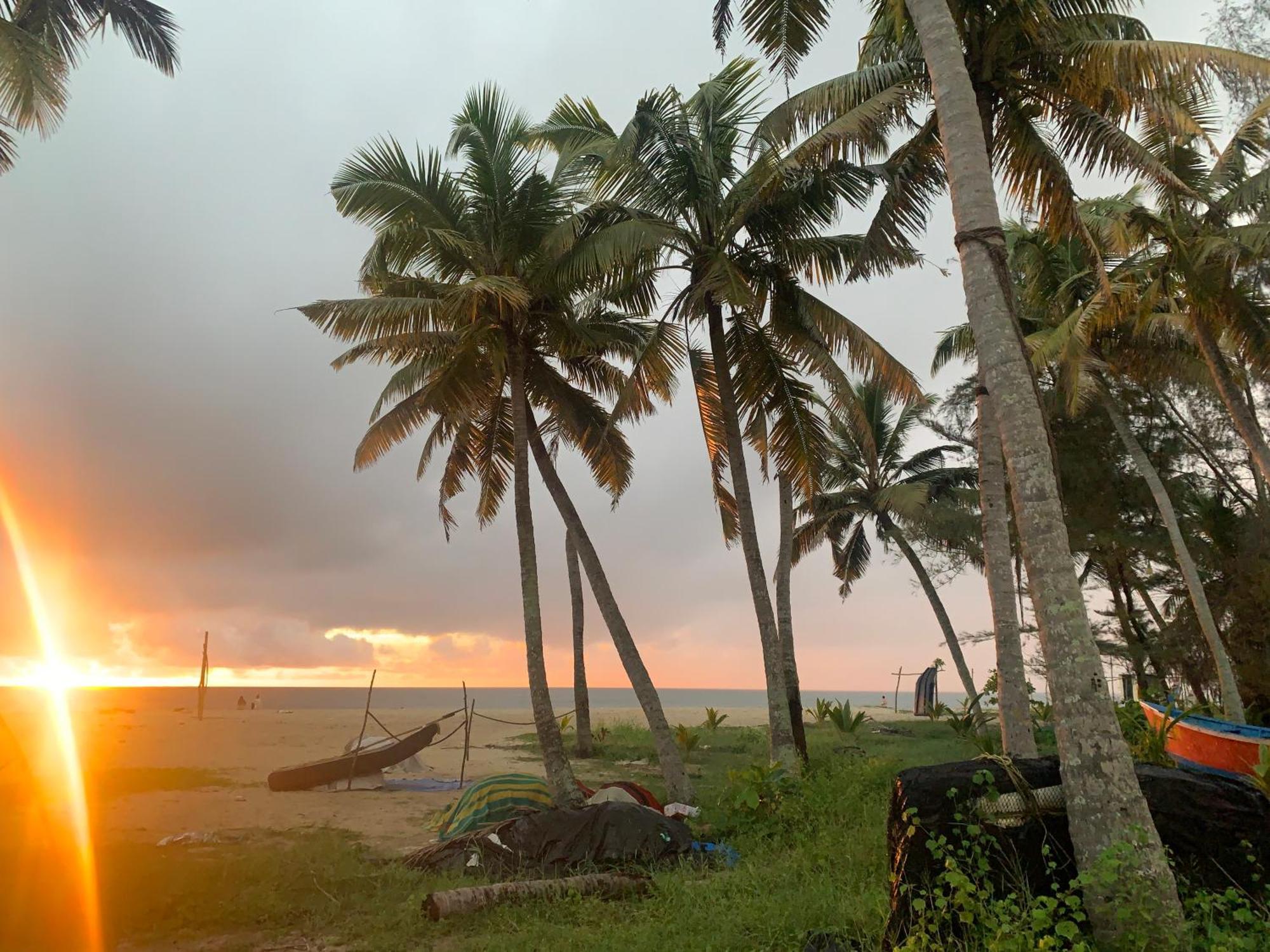Alappuzha Shoreline Marari Beach Villa At Golden Beach Mararikulam מראה חיצוני תמונה