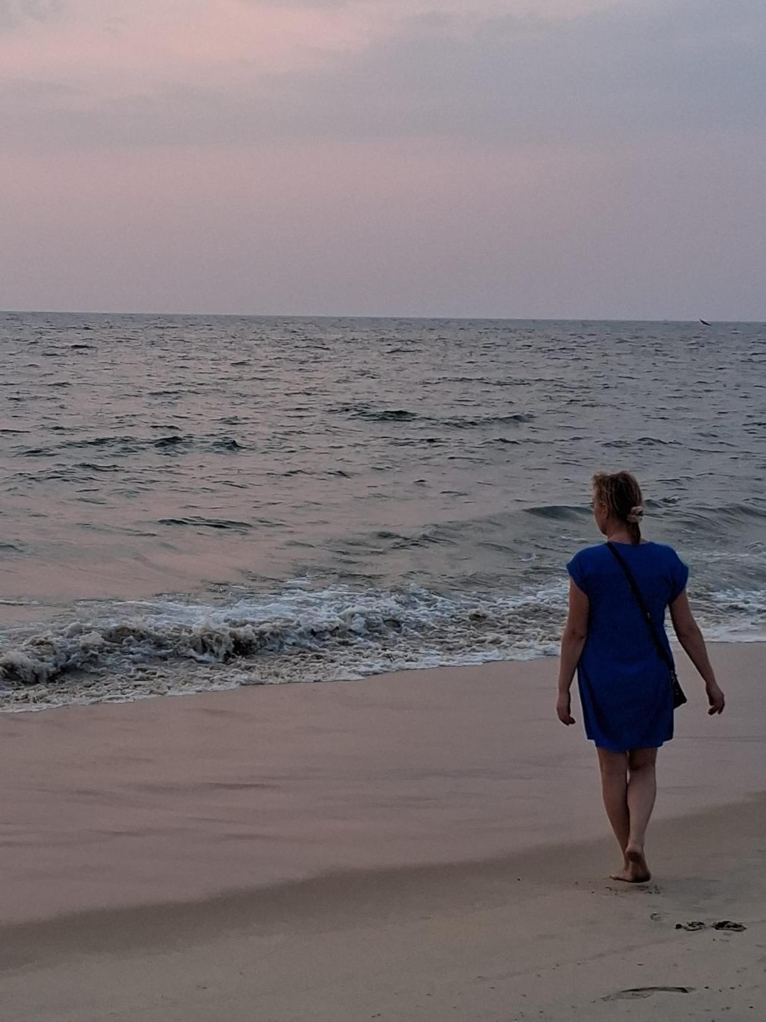 Alappuzha Shoreline Marari Beach Villa At Golden Beach Mararikulam מראה חיצוני תמונה