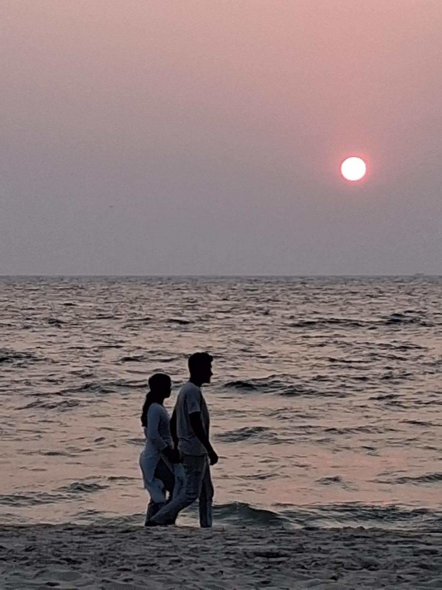 Alappuzha Shoreline Marari Beach Villa At Golden Beach Mararikulam מראה חיצוני תמונה